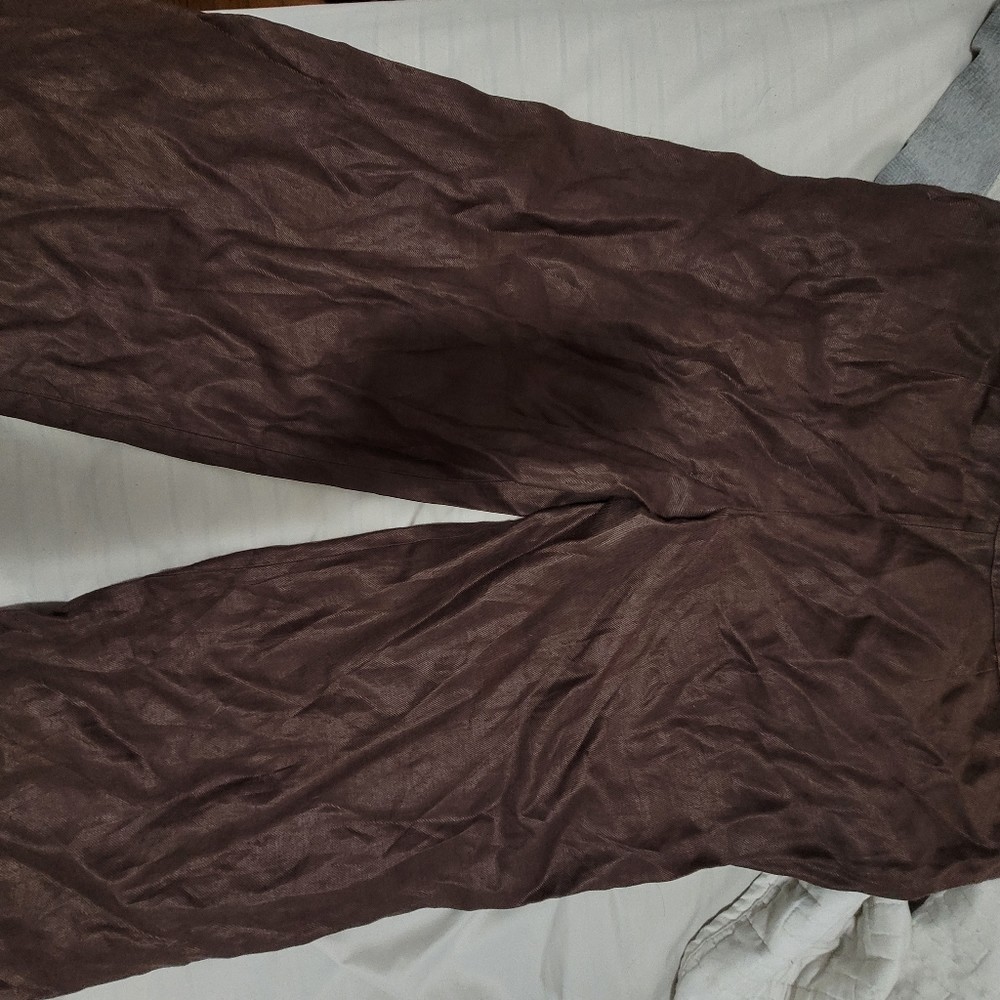 Brown capris - Picture 4 of 4